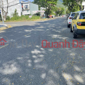 Bán 2 lô liền kề Vũ Ngọc Nhạ, 180m², sát biển, nhà 3 tầng, ngang 10m, giá 33.5 tỷ _0