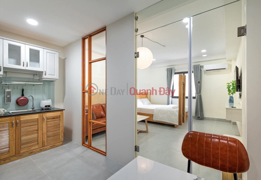 Property Search Vietnam | OneDay | Residential, Rental Listings | 1 BEDROOM APARTMENT FOR RENT WITH SEPARATE KITCHEN – LE THI RIENG PARK, DISTRICT 10
