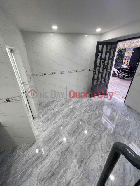 BÁN NHÀ 238/62 LÊ VĂN QUỚI - 16 M2 - ĐÃ HOÀN CÔNG - SHR - CHỈ 2TỶ280TR. LH:0915999552. _0
