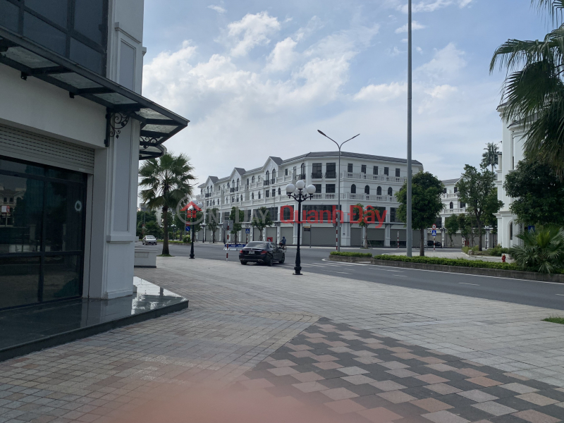 Corner shophouse for rent, basically completed with air conditioning in Vinhomes Ocean Park. Rental price 20 million\\/month | Vietnam Rental | đ 20 Million/ month