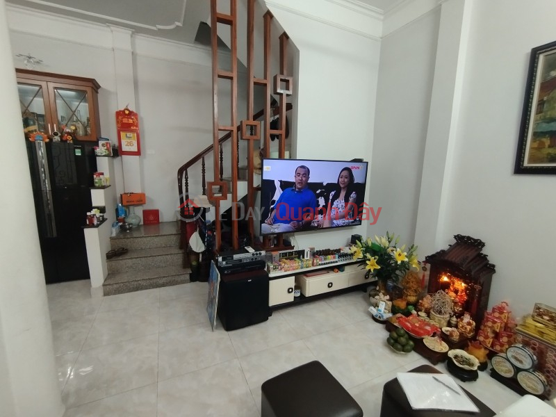 Trung Liet Dong Da private house for sale 45m 4 floors open front near the street right around 5 billion contact 0817606560, Vietnam, Sales | đ 5.8 Billion