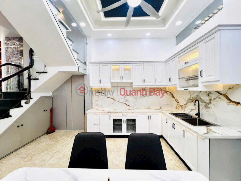 Property Search Vietnam | OneDay | Nhà ở | Niêm yết bán Nhà hẻm xe hơi Hoàng Quốc Việt, 4 tầng, nơi cán bộ ở, giá 10.5 tỷ