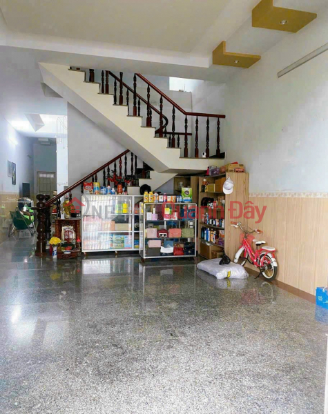 Nice house for sale, center of Tan Phong Ward, opposite the park, only 4ty650 Sales Listings