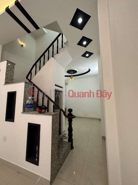 100% BEAUTIFUL NEW HOUSE, RENT IN NOW - O TO ALley - FEW STEPS TO BINH THANH MARKET - SCHOOL PARK COMMISSION NEXT _0