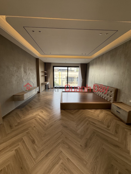 đ 30.6 Billion (100% real news) House for sale 73m2 x 8 floors on Lam Ha street - Million dollar interior - Highest peak in Long Bien