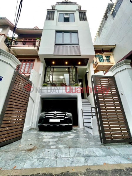 Hong Tien mini villa 92m x 5 floors, open front and back, car garage, elevator waiting area Sales Listings