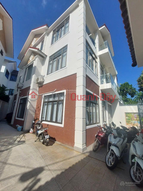 Villa for sale in Phuong Nam, Ward 8, Vung Tau City. Newly built house \/ area 230 m2 \/ 1 ground floor, 2 floors. Price: 26 billion _0