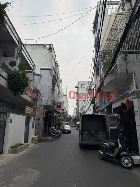 đ 15.2 Billion | **House for sale in an 8m wide alley off Cong Hoa Street, Ward 13, Tan Binh District; 4.7*24m - 4 floors**