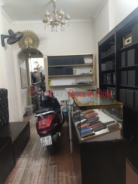 PRIVATE HOUSE FOR RENT NGUYEN CHI THANH, DONG DA, CAR LANE, 4 FLOORS, 40M, PRICE 14 MILLION\/MONTH. _0