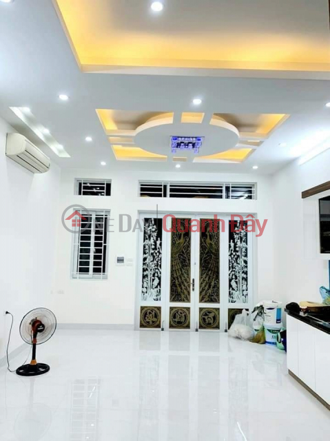 House for sale in Khuong Trung - Thanh Xuan, beautiful location, car parking, full amenities _0