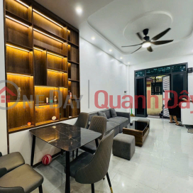 Bán nhà Dương Quảng Hàm-32M-5 Tầng-MT3.5m-Nhà mới-Nội thất xịn -10 Tỷ _0