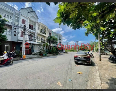 Owner Needs to Sell URGENTLY 2 Lots of Land in Alley 847 Dong Khoi Street, Tan Phong Ward (old) Bien Hoa City, Dong Nai _0