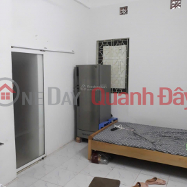 Chính chủ cho thuê nhà ở 2 phòng ngủ, vệ sinh khép kín _0