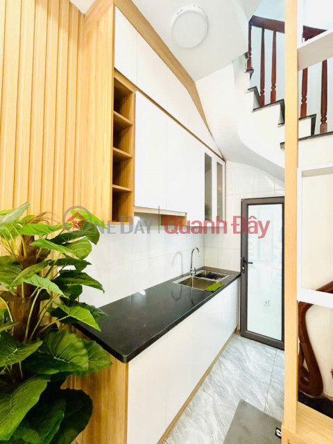 Cần Bán Nhà Lĩnh Nam 25m 3 Tầng 2 Ngủ Full Nội Thất Giá 2.88 Tỷ Nhà Chưa Sổ _0