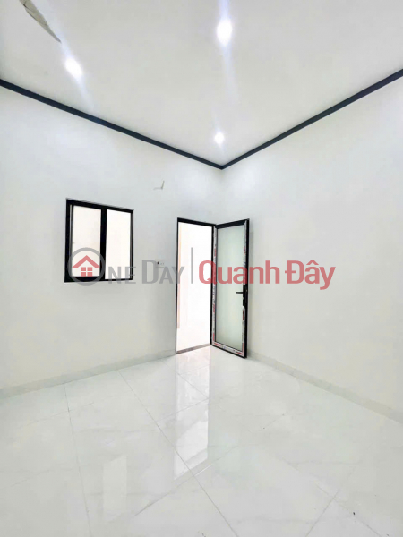 Selling a 5x18 meter house with separate title deed right next to Binh Loi market for only 1.78 billion VND (negotiable). Vietnam Sales, đ 1.78 Billion