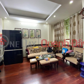 The house owner is selling cheap in To Hien Thanh, District 10, area 60m2, about 5 BILLION. _0