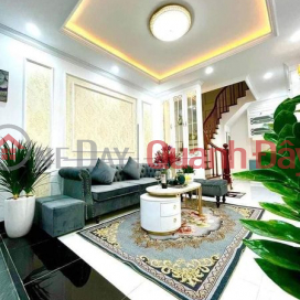 HOANG QUOC VIET STREET HOUSE FOR SALE 45M2, CAR PARKING AT GATE, INVESTMENT PRICE OF OVER 3 BILLION _0
