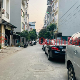 Extremely rare, only 1 apartment in Mau Luong, Kien Hung, 60m*5 floors. _0