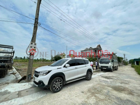 Main axis, big cars avoiding each other, Le Xa - Duong Quang My Hao, price 7xx million _0