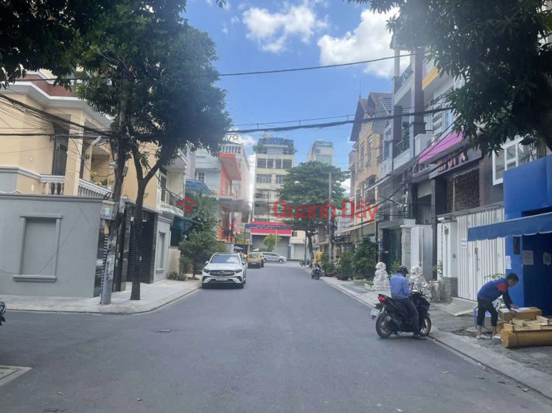 Property Search Vietnam | OneDay | Residential, Rental Listings | 10 METER ALLEY HOUSE IN CONG HOA, 16x25m, 3 FLOORS, LARGE YARD