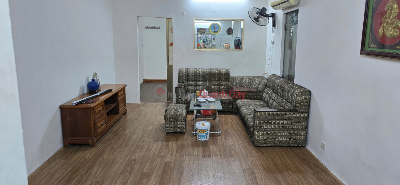 Cho thuê căn hộ Tập thể Phố Lê Thanh Nghị, Bách Kinh Xây 60m2, 3 ngủ, 7 Triệu ở gđ, nhóm Niêm yết cho thuê