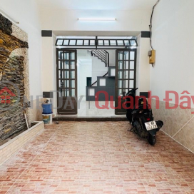 GOOD PRICE – 3-STOREY HOUSE ON DUONG BA TRAC – STANDARD BOOK – NO PLANNING _0