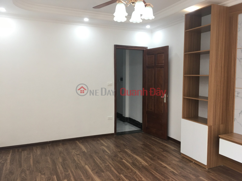 Property Search Vietnam | OneDay | Residential, Sales Listings The owner sells Dai Tu townhouse 65m x 4.7MT, cars in the house, business. 7.6 billion.