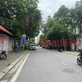 Villa for rent in Exchange City, 200m2, 4 floors, for office or residence. _0
