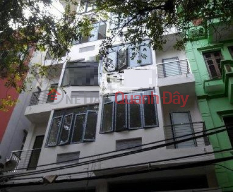 ► Apartment building on 10.5m street, next to bus station, 256m2, 5 floors, 30 rooms, revenue 100 million\/month _0