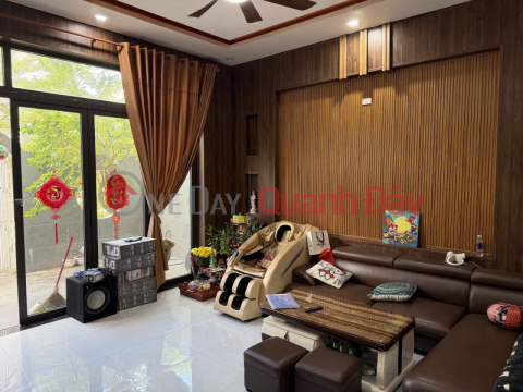 ► MT Nguyen Sac Kim, 7.5m wide road, near Vo Chi Cong and Nguyen Tri Phuong Bridge, 3 floors, 6.x billion VND _0