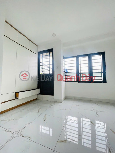 , Please Select Residential, Sales Listings đ 2.45 Billion