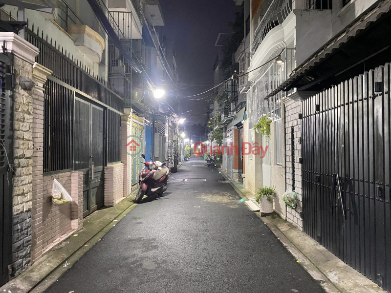 đ 8 Million/ month, House for rent at 5M Tan Binh Social House near Bay Hien Crossroads - Rental price 8 million\\/month, suitable for both living and business
