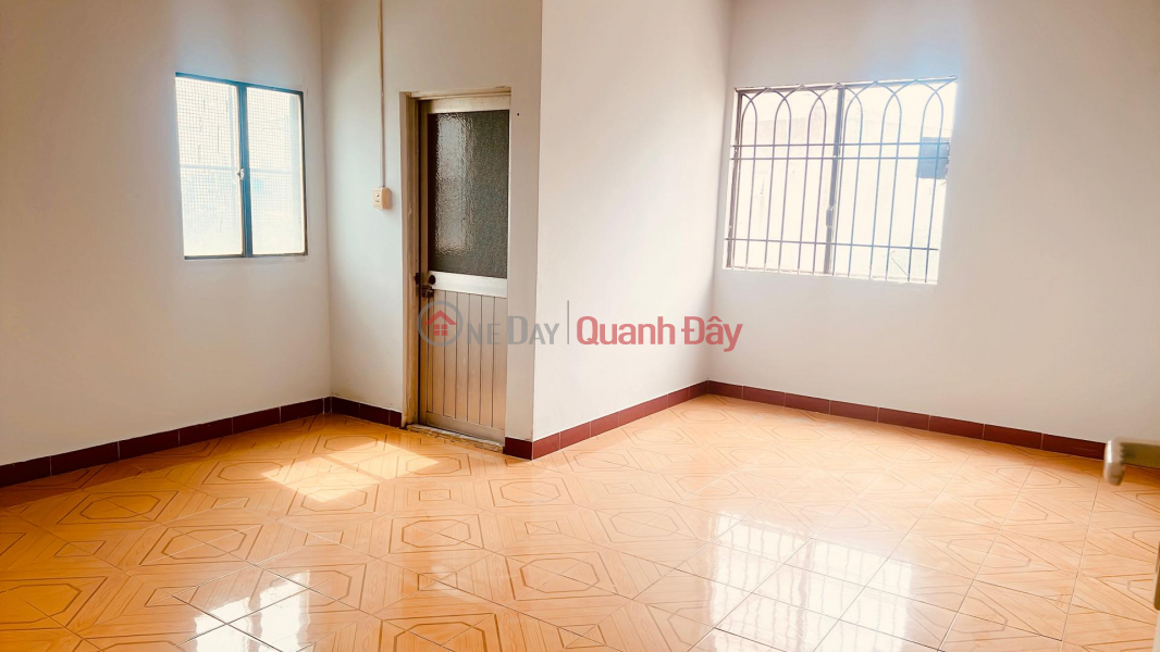 The owner rents the front house 1 ground 2 floors Nguyen Duy Trinh street Rental Listings