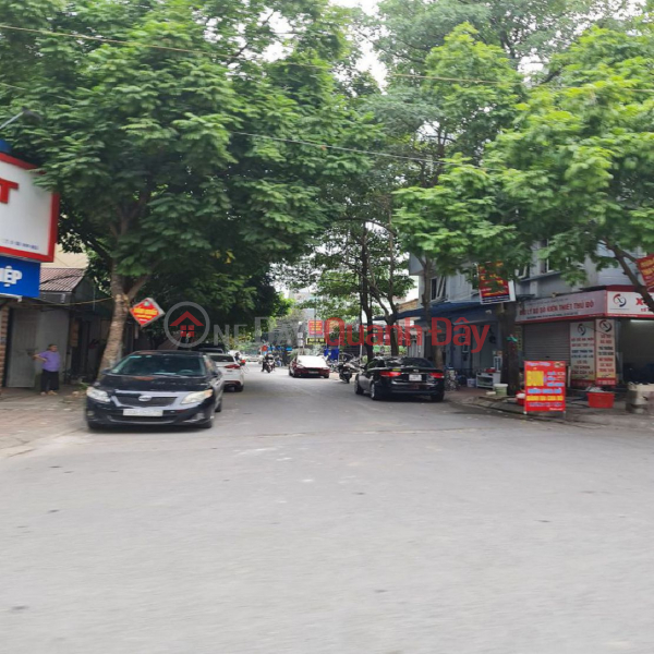 Land for sale in Trau Quy business street, Gia Lam. 66.6m2. Wide frontage, square shape. Sales Listings
