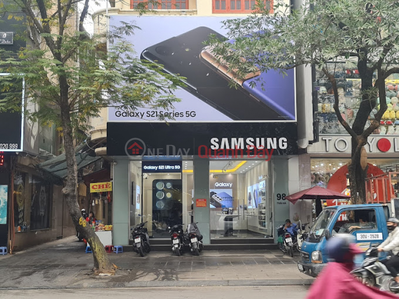 Samsung Brandshop 98 Thái Hà (Samsung Brandshop 98 Thai Ha) Đống Đa | ()(3)