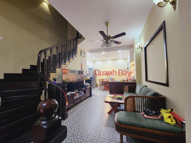 Selling a 5-storey house in the subdivision of officials on De La Thanh street, good security, synchronous design Vietnam Sales | ₫ 9.8 Billion