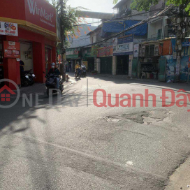 House in front of Banh Van Tran street. 1 ground floor 2 floors, width 8 x27m _0