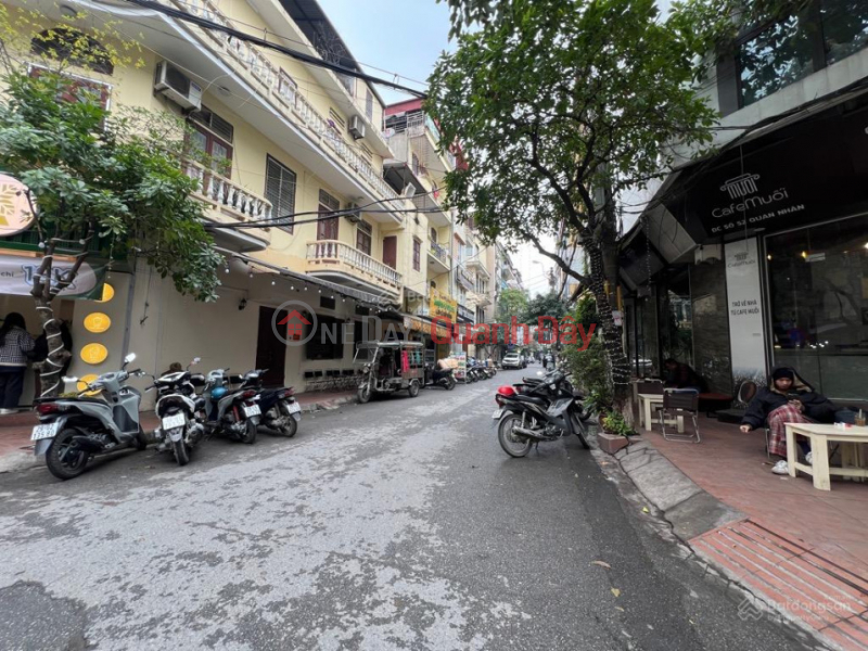 Quan Nhan's house for sale is divided into Thanh Xuan area, cars should avoid the sidewalk, business is at its peak. 60m2x4T x MT 5.5m. Vietnam | Sales đ 18 Billion