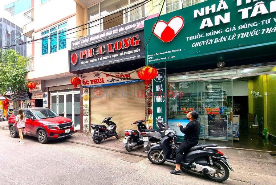 (SHARK ALLEY FRONT, CARS CAN PARKING) House for sale in HOANG CAU, Dong Da, next to District Party Committee, 50m2, 5 floors, 4m frontage Sales Listings