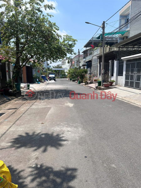 đ 2,8 tỷ CHÍNH CHỦ CẦN BÁN ĐẤT TẶNG NHÀ 24/A7 kp 11 Phường Tân Phong, TP. Biên Hoà, Đồng Nai.