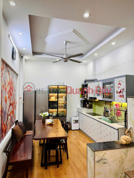 Property Search Vietnam | OneDay | Nhà ở, Niêm yết bán | (Chính chủ) bán căn nhà phố Hoa Lư đã xây 4 tầng, 30m2, mặt tiền 4.2m, lô góc, chỉ 10.4 tỉ