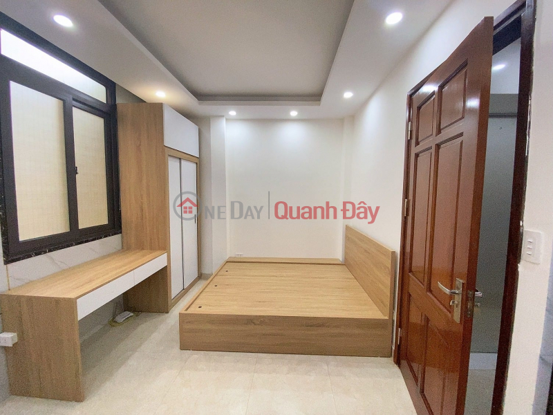 Property Search Vietnam | OneDay | Nhà ở, Niêm yết bán, 40m Mặt Tiền 4.5m Nhỉnh 9 Tỷ Phố Hoàng Quốc Việt Phân Lô Ô Tô. Nhà Xây Chắc Chắn Chủ Thiện Chí Bán.