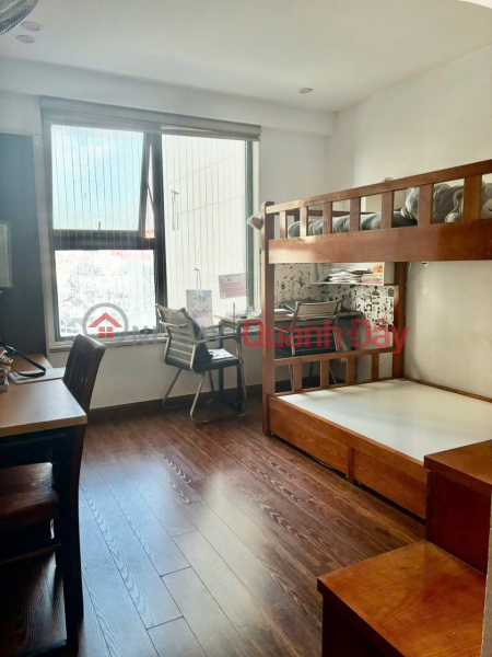 Property Search Vietnam | OneDay | Residential | Sales Listings Apartment for sale by owner - title deed in hand - at SKY CENTRAL apartment building.