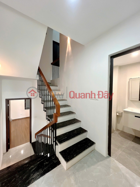 BÁN NHANH NHÀ KHUẤT DUY TIẾN THANH XUÂN, PHÂN LÔ OTO ĐỖ CỬA, 55M 5 TẦNG, CHỈ 18.X TỶ _0