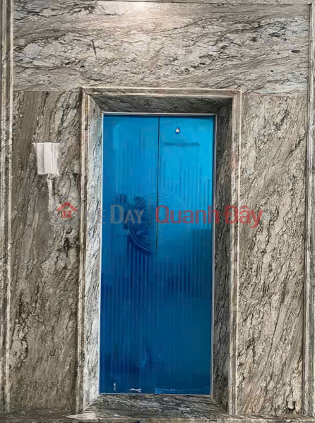 Beautiful house for rent, with elevator, 294m2 - 6 floors, located on Hang Dieu, Hang Da, and Hang Non streets. Rental Listings