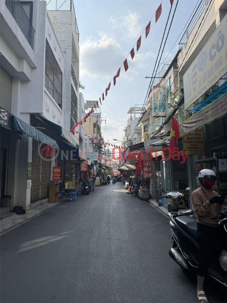 đ 6.5 Billion, **House for sale on the street front of Ward 6, Tan Binh, Nghia Phat street (6.3x7) 4 floors, 6.5 billion