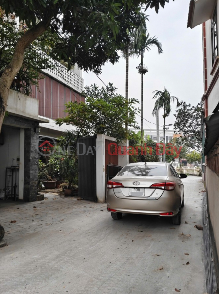 Owner selling a villa with stunning lake view - 18m frontage - Prime location in the heart of Dong Du, Gia Lam. Sales Listings