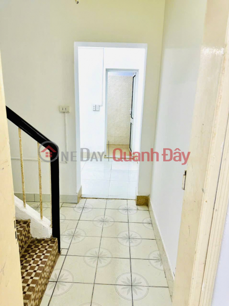 Cho thuê nhà ô tô đỗ cửa Nguyễn Khang 3 tầng x 80m2, 4PN, 14 triệu Niêm yết cho thuê