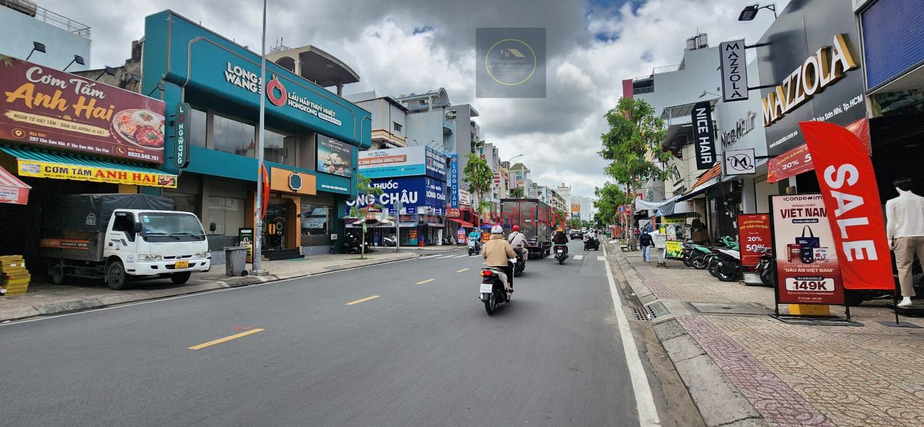 Property Search Vietnam | OneDay | Residential | Rental Listings, House for rent on Tan Son Nhi street, 80m², 20 million VND - near apartment buildings, intersection - area with many restaurants and services.