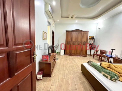 Bán nhà Hàn Thuyên, 66m2, 4 tầng, mặt tiền 4.2m, 16 tỷ, ngõ xe máy quay đầu, gần mặt phố _0